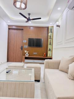 The Luxe Haven 3BHK - Sector 110 - Near Expo Mart - 5