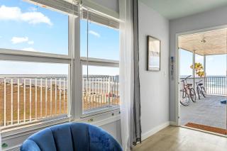 Expansive Beach View! Steps from the Beach! - 7