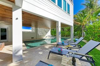 Sentimental Sunset - Pool & Spa, Near Bean Point & Pine! by Anna Maria Life Vacation Rentals - 9