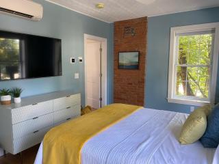 Luxury Stay Steps from Downtown Saratoga Springs - Wind - 1
