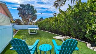 Starfish Cottage - 1 Block to the Beach! Heated Pool, 4 King Beds by Anna Maria Life Vacation Rentals - 5