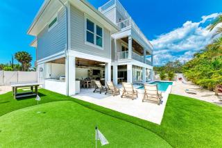 Sunsational - Roof Top Deck, Games, Pool & Spa by Anna Maria Life Vacation Rentals - 8