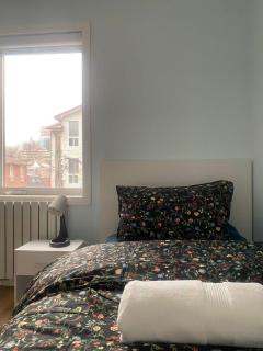 Homey Downtown Private Family Suites - 9