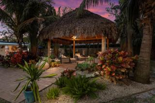 Tropical Tiki - Outdoor Oasis Tiki Hut, Pool by Anna Maria Life Vacation Rentals - 5