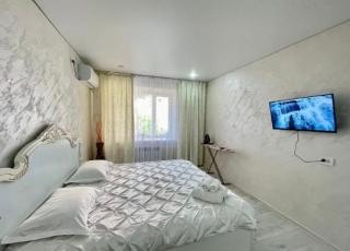 1 ком просторная кв в новом доме - 0