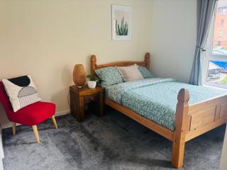 Modern Ground floor 2 Bed Apartment Secure Parking & Perfect for City- CelticEmirates Stadium - 8