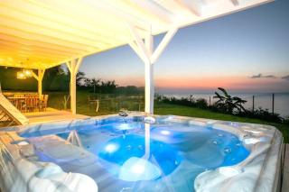 Vue mer & Jacuzzi - Accès à pied plage Happy Bay - 6