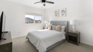 Landing Chic 1BD Pool Rooftop Lounge - 2
