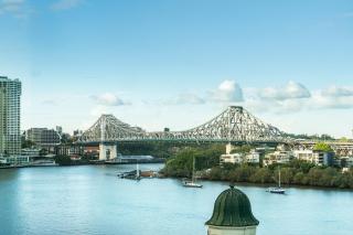 Story Bridge Views - Sleep 8 - CBD - Baby Stay - Resort Parking Gym - 9