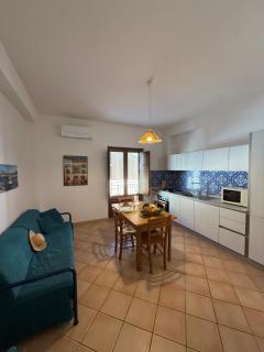 Abruzzi Home Central Apartment near the Beach - 5