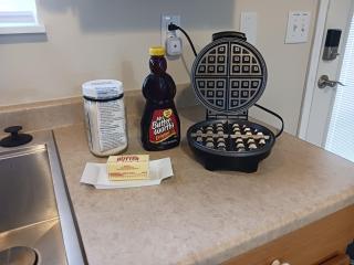 Milwaukie Guest Apartment - 3