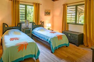 Peaceful 2BR Bungalow near beach - 2