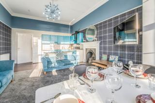 208B - The White House - 2 Rooms, 4 Beds, Fully Equipped, Free Parking - 8