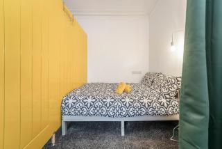 LAW 5 - is 2 Rooms, 4 Beds, Private Parking, Fully Equipped - 7