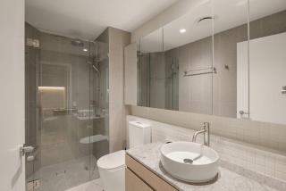 Mermaid Luxe 2204 - Spacious 4BR Coastal Retreat - 9