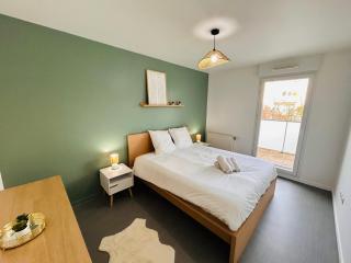 La Suite Bezannes Parking Balcon - 8