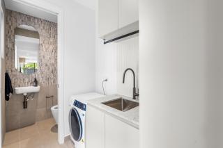 The Capri - Isle of Capri 3 Bedroom Luxury Townhouses with Garage - 3