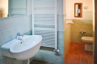 Montefortino Apartment with Shared Pool - 6