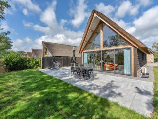 Stunning Glass Cottage in the Countryside 706 - 1