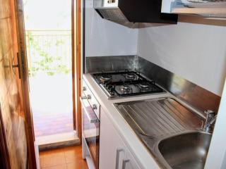 Apartment with balcony and parking space - 8