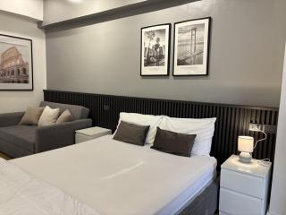 Greenbelt Rossendale Apartment - Manila - 9