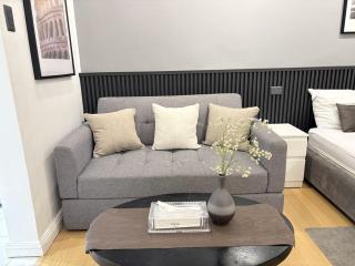 Greenbelt Rossendale Apartment - Manila - 5