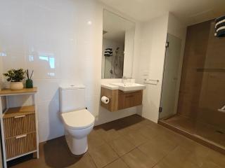 Apartment in Adelaide CBD with parking - 5