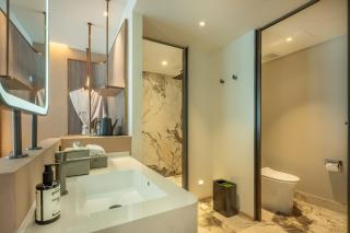 ROYS Hotel Bangkok - 8