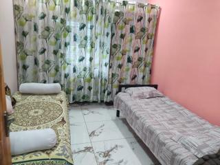 Yerramsetti Vaari Homestay, Full 3BHK, AC Rooms , Kitchen Access Self Cooking - 4