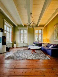 Gulf Farmhouse With Moat Near Campen Lighthouse - 2