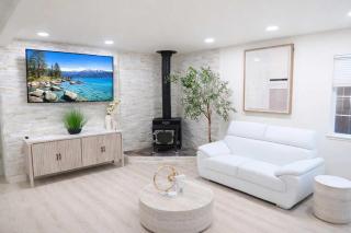 Modern Tahoe Retreat - 1