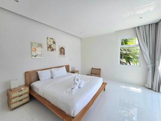 3 Bedrooms Holiday Pool Villa Skylight - 7