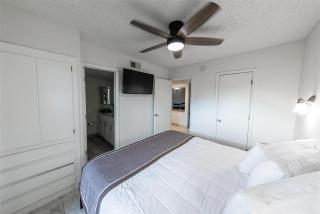 101 -Fully Furnished 1BR Suite-Prime Location - 5
