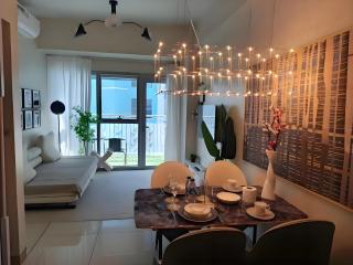 Luxurious Style 1 2 3 Bedrooms Apartment cross to Okada and near City of Dreams, Solaire, MOA, and Airport - 8