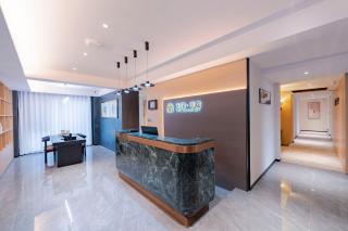 Zhangjiajie Tianmen Huating Hotel - 9