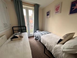 Beautiful Two Bedroom Seaside Holiday Retreat - 3