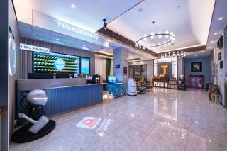 上海雷神竞界酒店环球港店 - 5