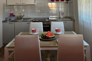 Sun And Fun - Happy Rentals - 9
