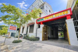White Horse Homestay - 5