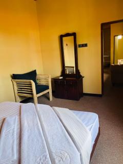 Sunrise Cabanas Arugam Bay - 1