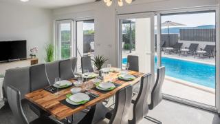 Villa Freya by Villas Guide - 2