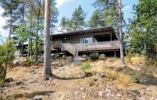 2 Bedroom Amazing Home In Figeholm - 9