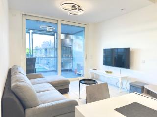 Isola Blu Luxury Apartment - 9