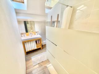 T2 Moderne - Vue Cathédrale - 90m2 - 4