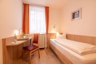 Hotel Zur Traube - 9
