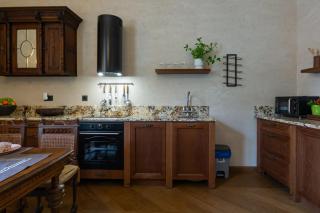 Sienna, unique oasis with views in Old Towns heart - 7