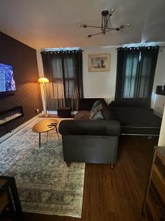 Timeless Spacious 1bedroom Duplex apartment with balcony in Shoreditch - 7