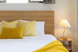 Spacious 4 Bedroom Home, for a Family of 8, Work friendly - 5