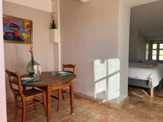 Studio Est - 30 m2 Domaine viticole Château Barbebelle - Jardin & Boulodrome partagés - Rognes - 7