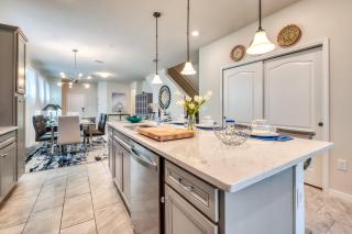 Last Minute Disney Getaway Luxury Villa with Private Pool. Book Now 95027 - 3